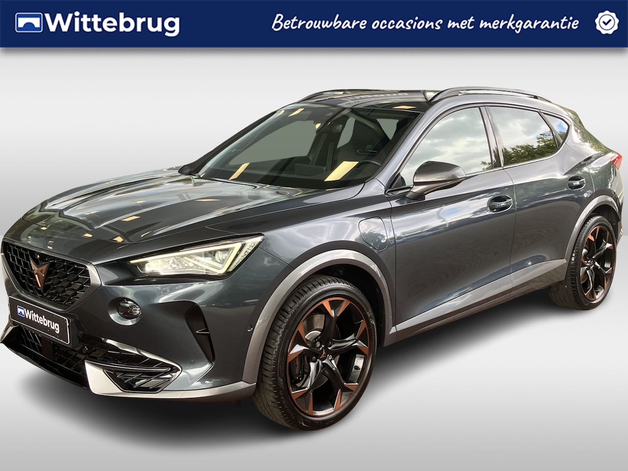 CUPRA Formentor - 1.4 e-Hybrid 245pk Performance / 19 Inch / Supersport Stuur / 360 Camera / Elect. Achterkl - AutoWereld.nl