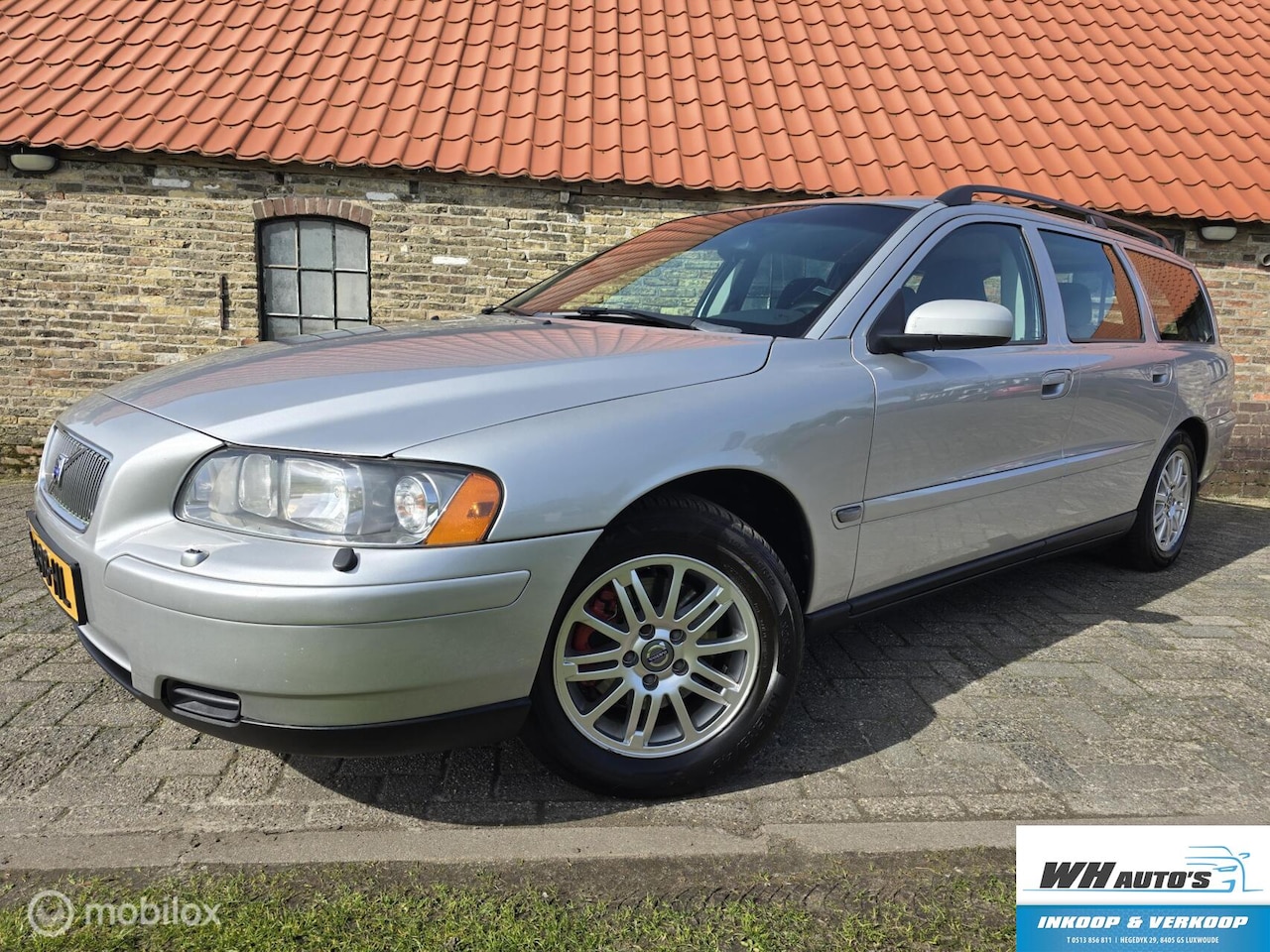 Volvo V70 - 2.4 Edition II Car play | Automaat | camera - AutoWereld.nl