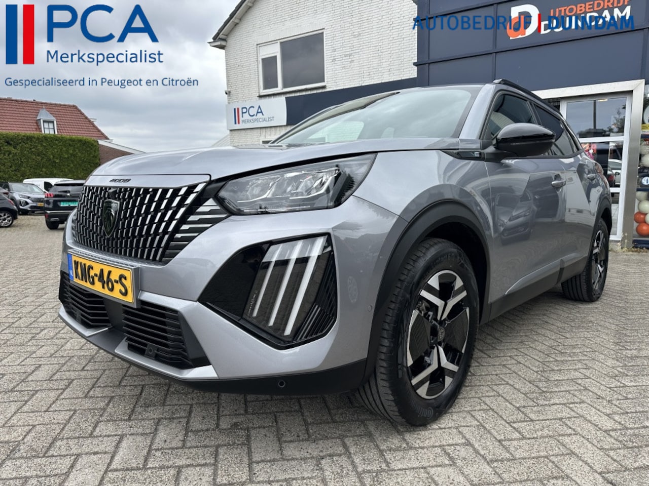 Peugeot e-2008 - EV Allure 50 kWh | Camera Voor & Achter | - AutoWereld.nl