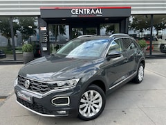 Volkswagen T-Roc - 1.5 TSI Sport|NL-Auto|ACC|ParkPilot|Trekhaak|CarPlay|Navi