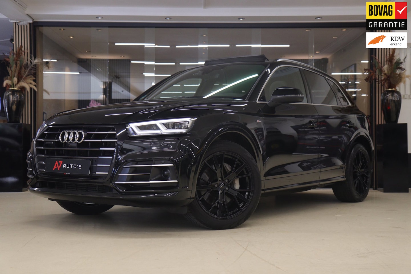 Audi Q5 - 55 TFSI e quattro 3X S-LINE ANO/CARPLAY/SFEER/ACC/KEYLESS/VOL - AutoWereld.nl