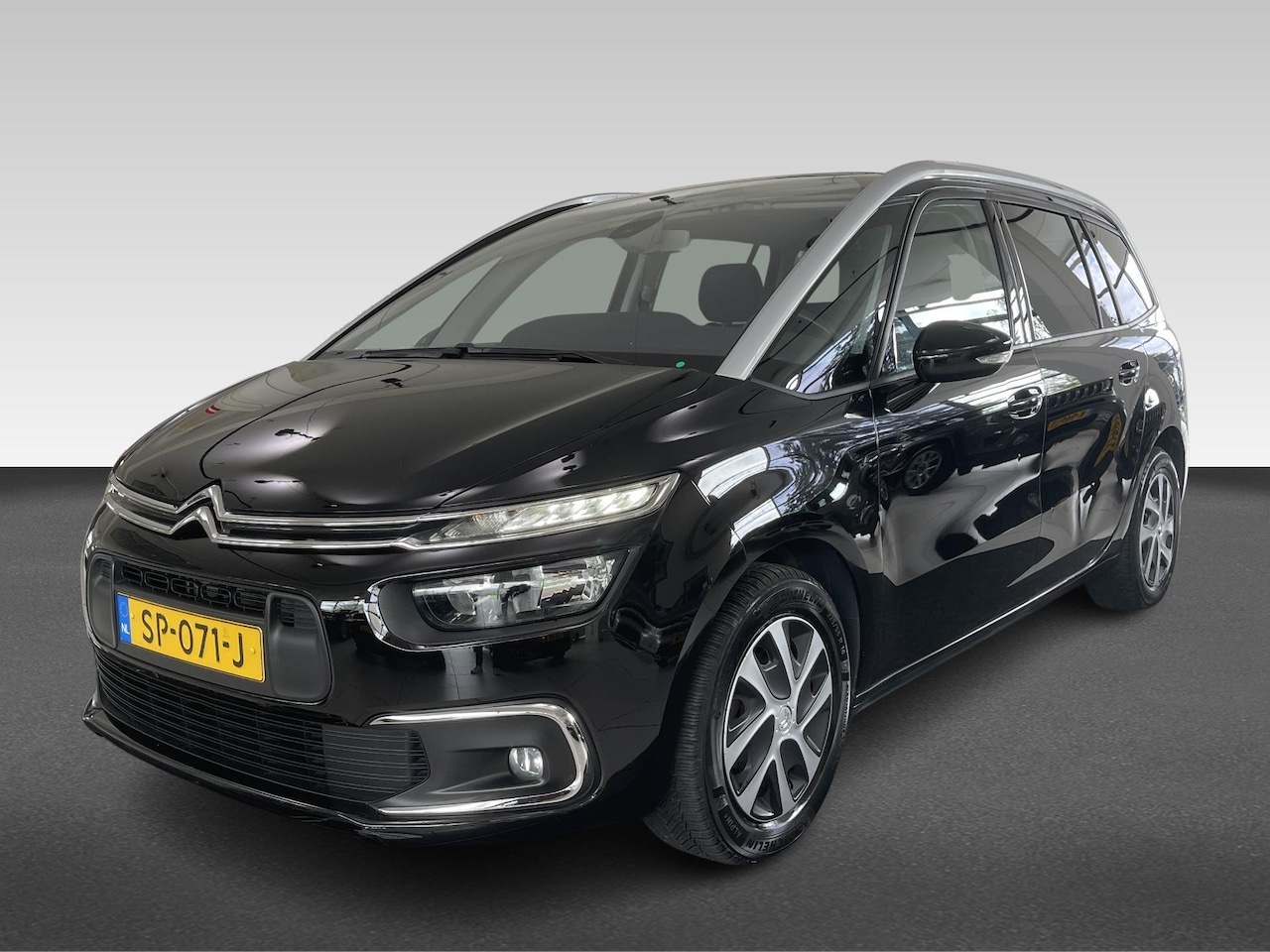 Citroën Grand C4 Picasso - 1.2 PureTech Feel | Parkeersensoren V+A | Full Map Navi | Apple Carplay & Android Auto - AutoWereld.nl