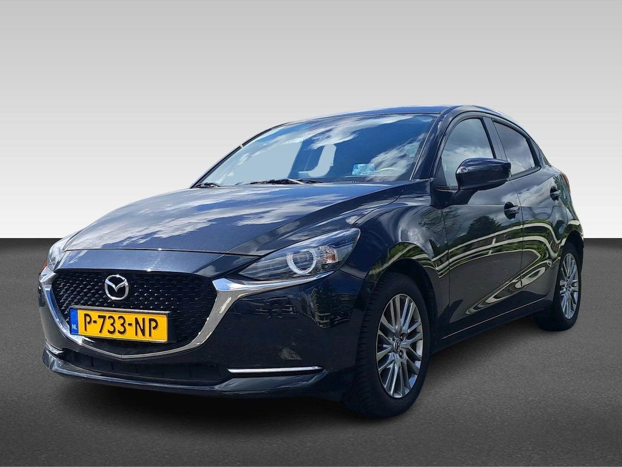 Mazda 2 - 1.5 Skyactiv-G Luxury | Head-Up Display | Stoel -en Stuurverwarming | PDC | Camera | Navi - AutoWereld.nl