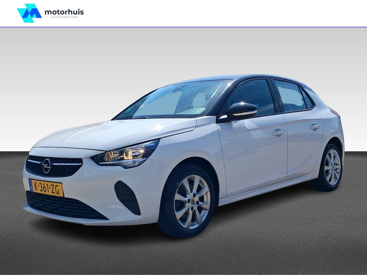 Opel Corsa - 1.2 Edition | Parkeersensoren Achter | Full Map Navi | Apple Carplay & Android Auto - AutoWereld.nl