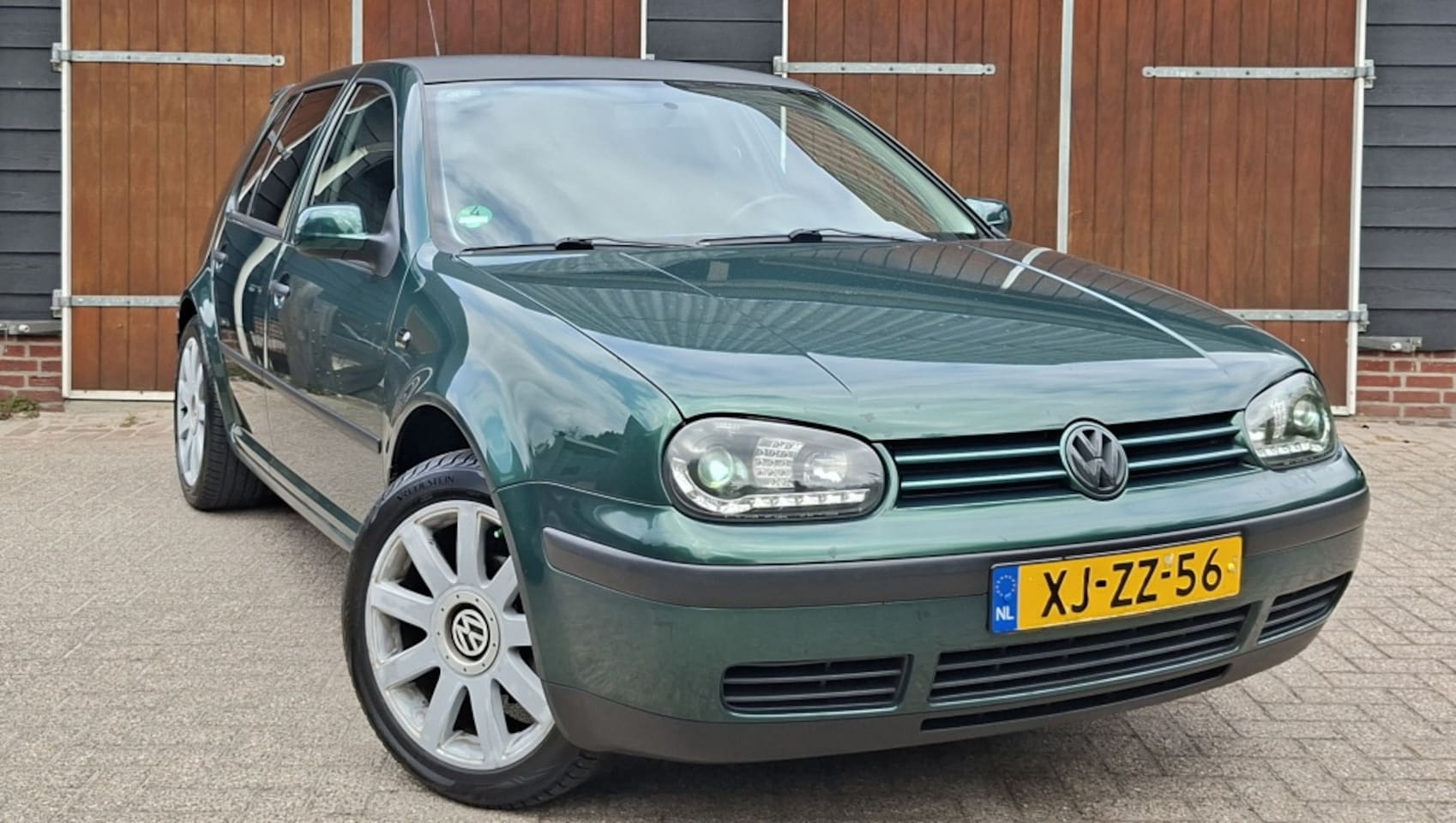 Volkswagen Golf - 1.6 | Nette auto | Distributieriem vervangen | Trekhaak | All seasonbanden - AutoWereld.nl