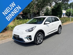 Kia e-Niro - ComfortLine 64 kWh 204PK ACC•Camera•Keyless