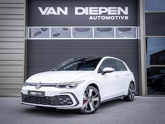 Volkswagen Golf - 8 1.4 eHybrid GTE - Pano l Camera l Carplay