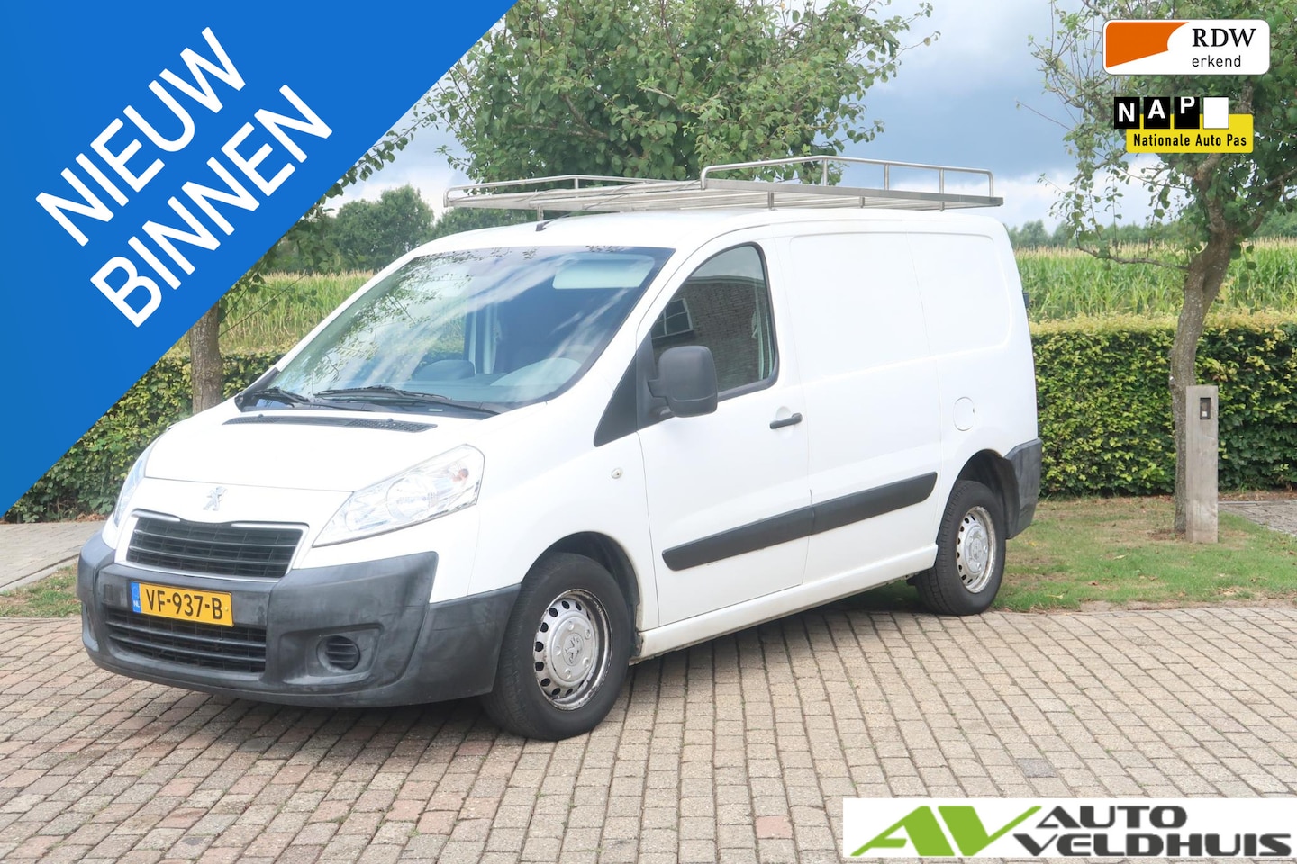 Peugeot Expert - 227 1.6 HDI L1H1 Pro 227 1.6 HDI L1H1 Profit+ - AutoWereld.nl