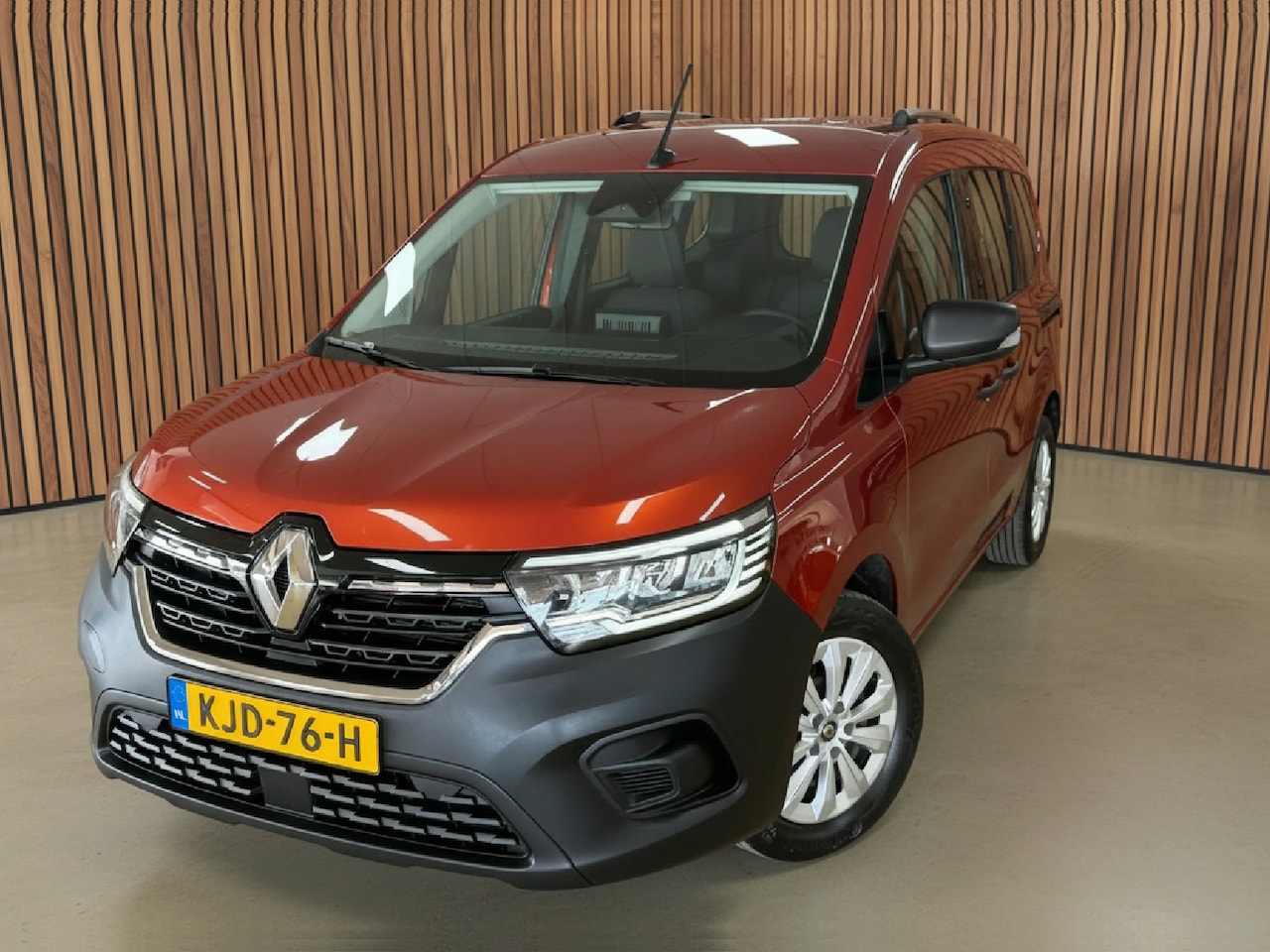 Renault Kangoo - 1.3 TCe | Parkeer sensoren | Navi | Cruise - AutoWereld.nl