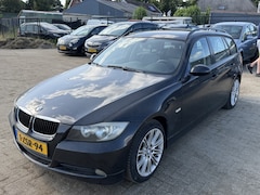 BMW 3-serie Touring - 320i Executive| AUTOMAAT| LEER| CLIMA| CRUISE| PANO