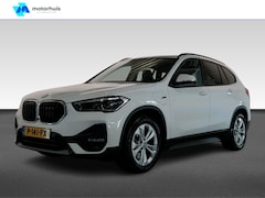 BMW X1 - xDrive25e High Executive | Armsteun voor | Bluetooth telefoonvoorbereiding | Cruise contro