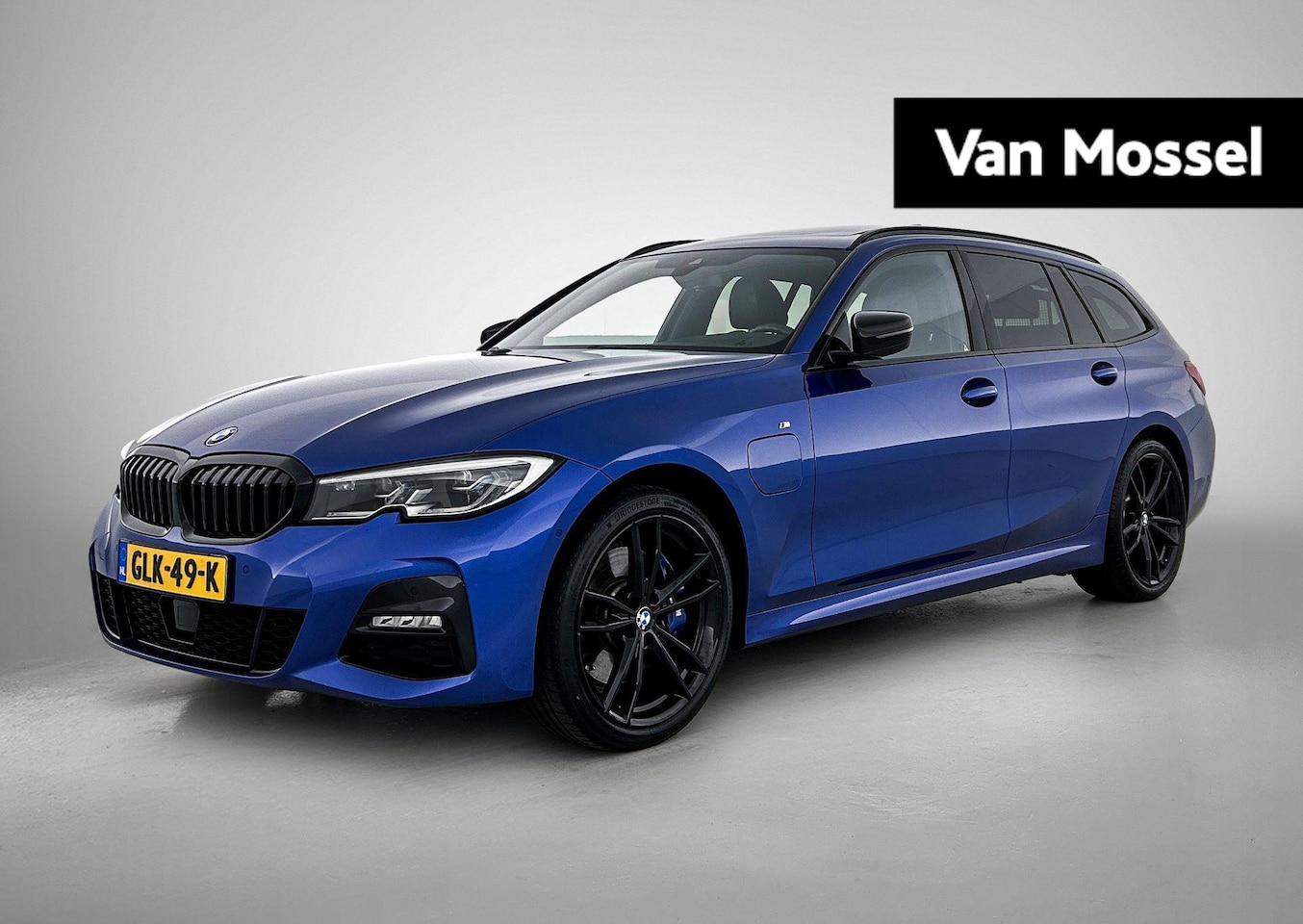 BMW 3-serie Touring - 330e High Executive | WORDT VERWACHT | PANORAMADAK | ACHTERUITRIJCAMERA | ELEKTRISCHE TREK - AutoWereld.nl