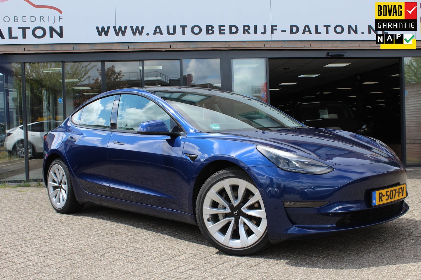 Tesla Model 3 - Long Range AWD 75 kWh SOH 94,1 % 19"LMV WARMTEPOMP NEW MODEL - AutoWereld.nl