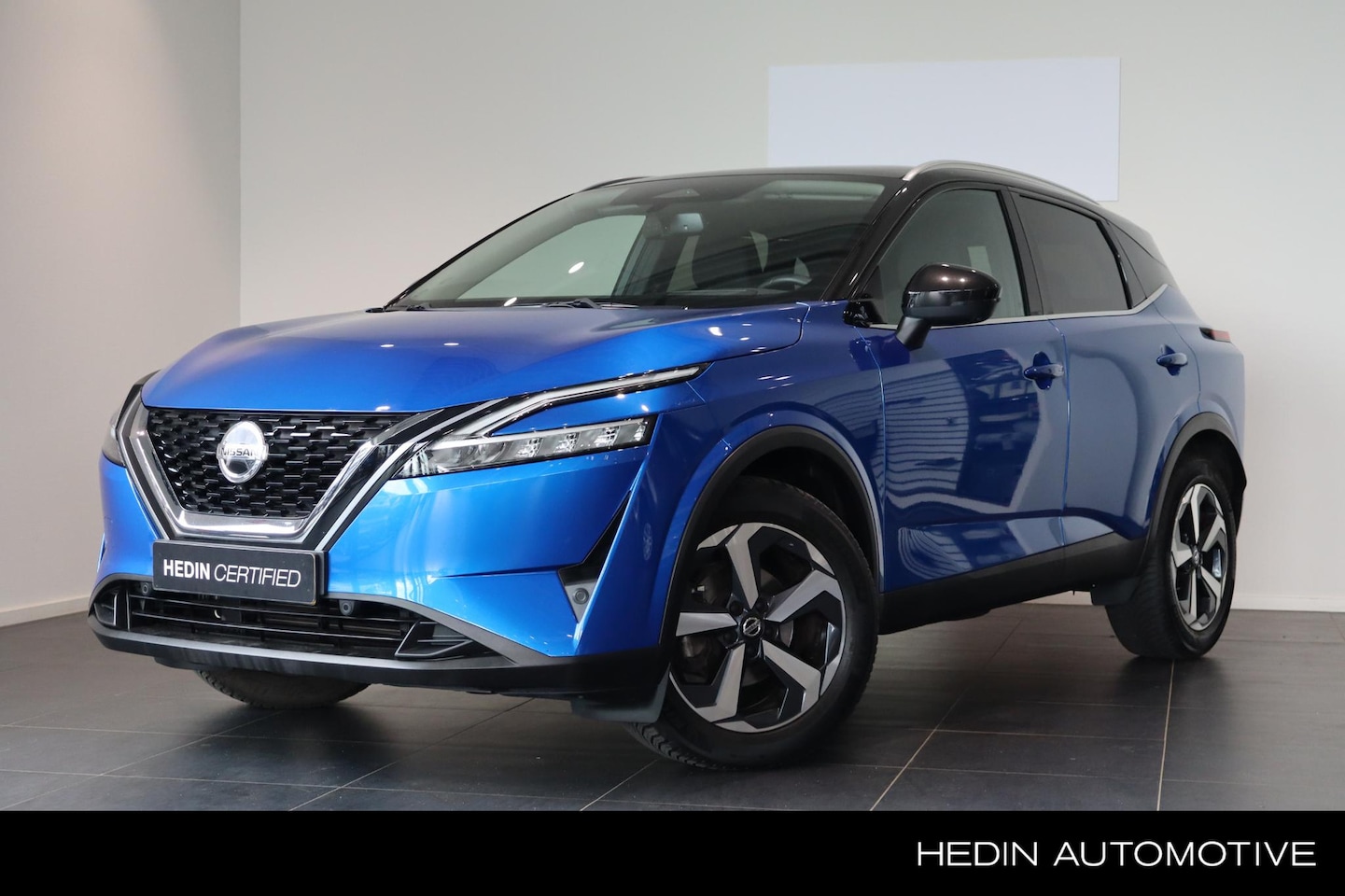 Nissan Qashqai - 1.3 MHEV Premiere Edition Trekhaak Afneembaar| 360 Graden Camera | Panoramadak | Adaptieve - AutoWereld.nl