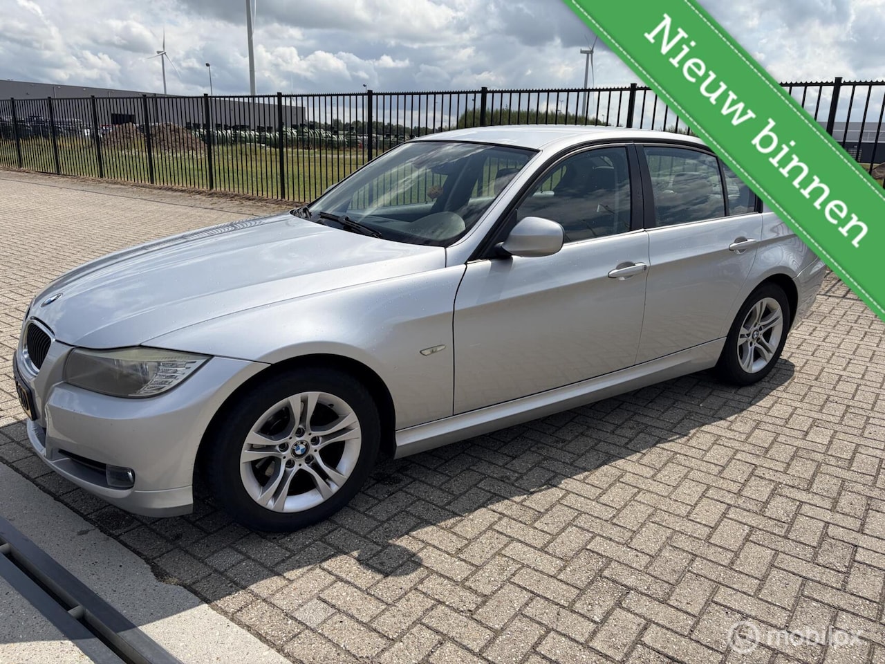 BMW 3-serie - 318i 318i - AutoWereld.nl