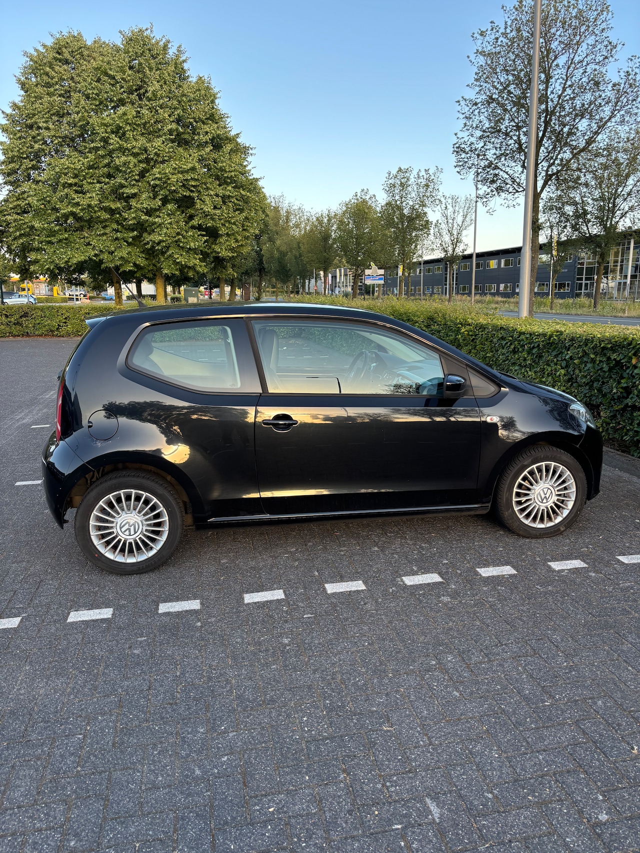 Volkswagen Up! - 1.0 high up! BlueMotion - AutoWereld.nl