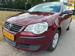 Volkswagen Polo - 1.4-16V Trendline DEALER onderhouden en 1ste eigenaar