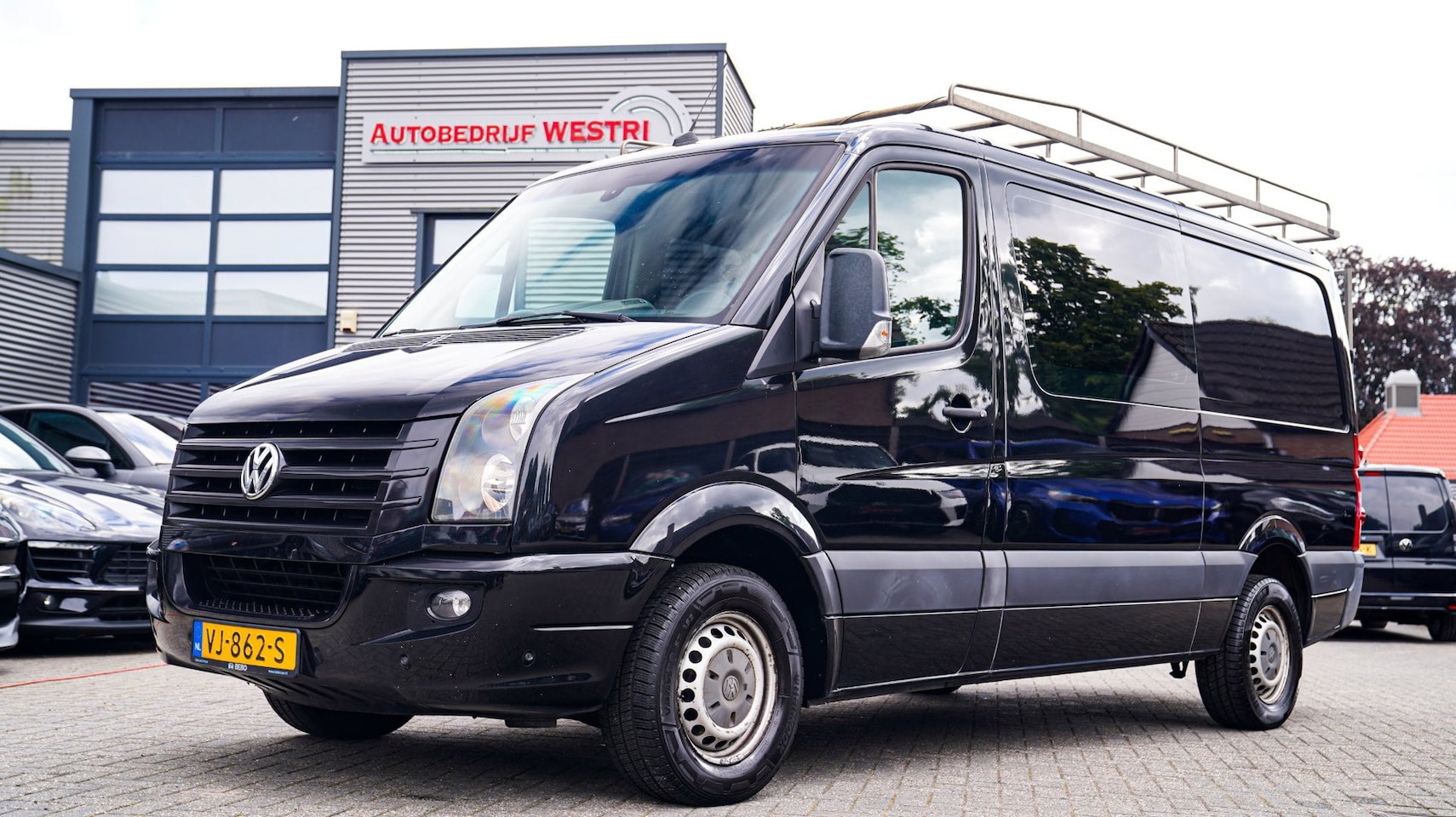 Volkswagen Crafter - 32 2.0 TDI L2H2 DC | Ladder | Navigatie | Bluetooth | 6 Zits | AC - AutoWereld.nl