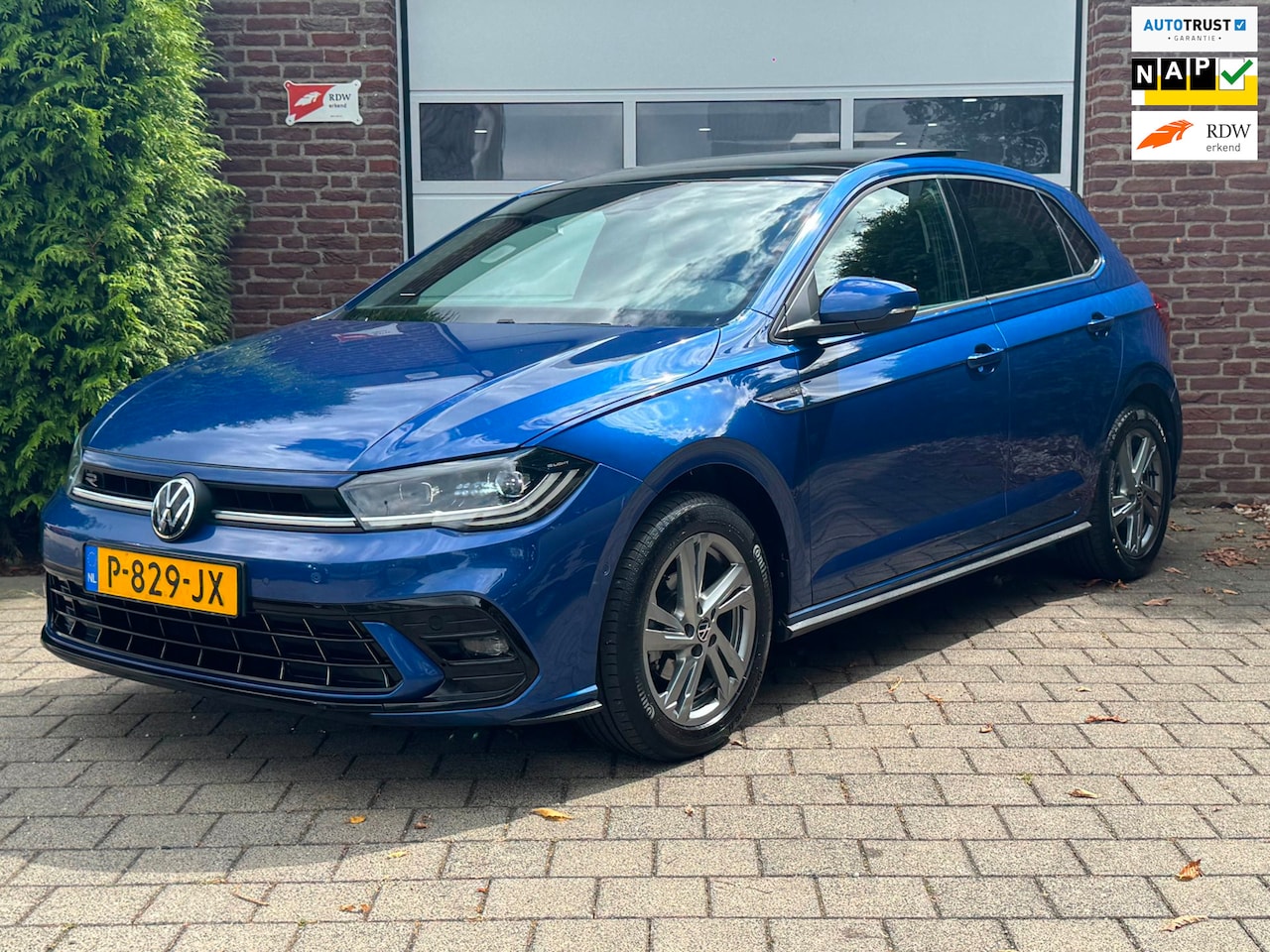 Volkswagen Polo - 1.0 TSI R-Line Business|Pano|DigiD|Stoelverw|Trekhaak| - AutoWereld.nl