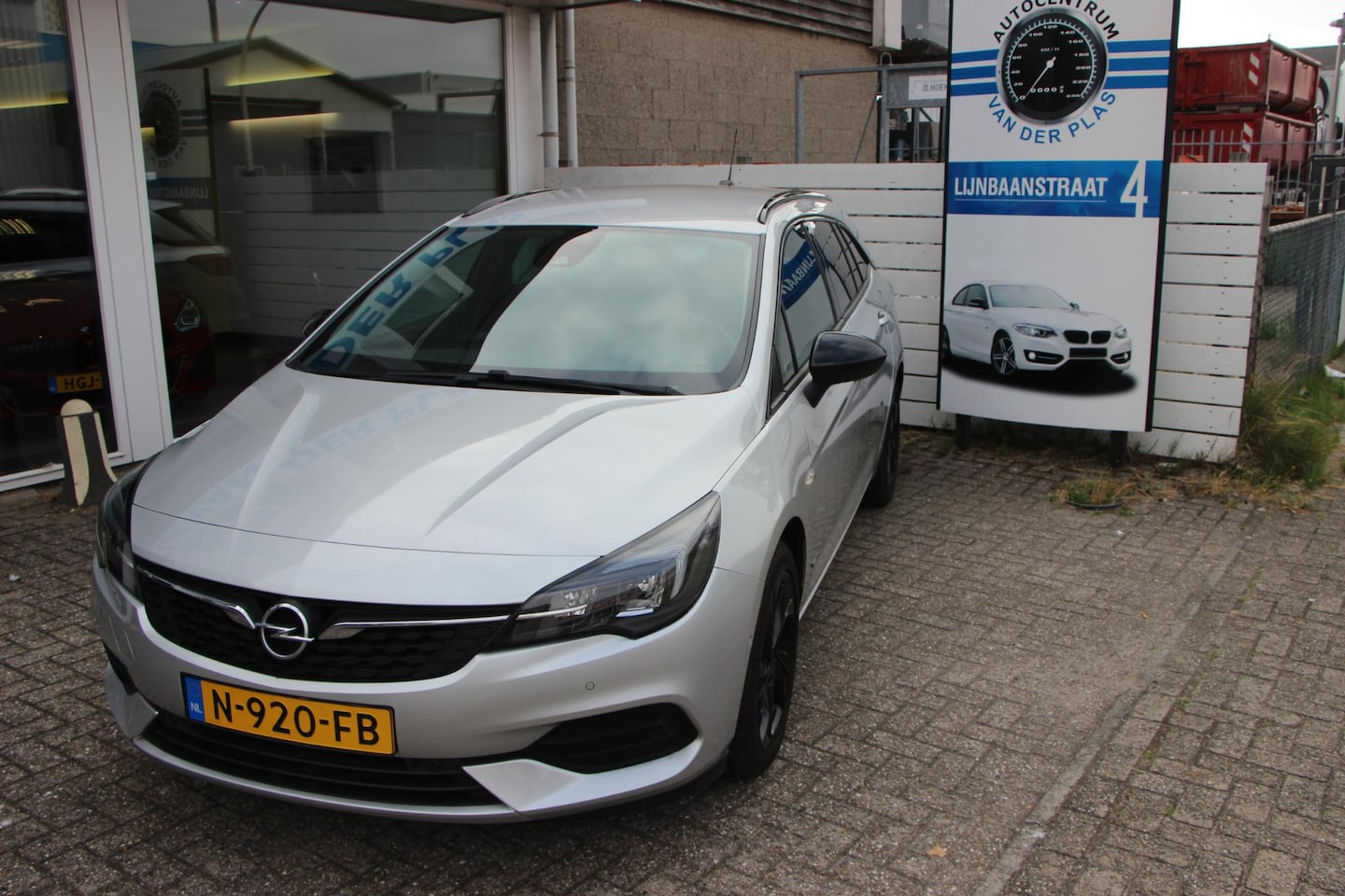 Opel Astra Sports Tourer - 1.2 Design & Tech 1.2 Design & Tech - AutoWereld.nl