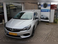 Opel Astra Sports Tourer - 1.2 Design & Tech
