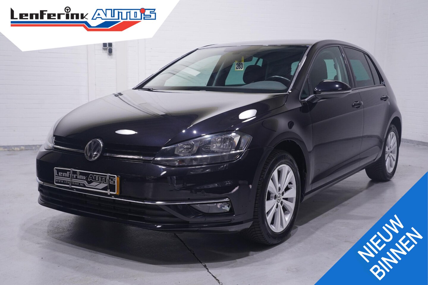 Volkswagen Golf - 1.0 TSI Comfortline NAP 2e eigen. navigatie PDC v+a Mistlampen-voor private-glas 16"-LMV E - AutoWereld.nl
