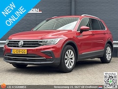 Volkswagen Tiguan - 1.5 TSI Life | € 14.450, - NETTO | Climate | Cruise | Navi | PDC | APK 05-2027 |