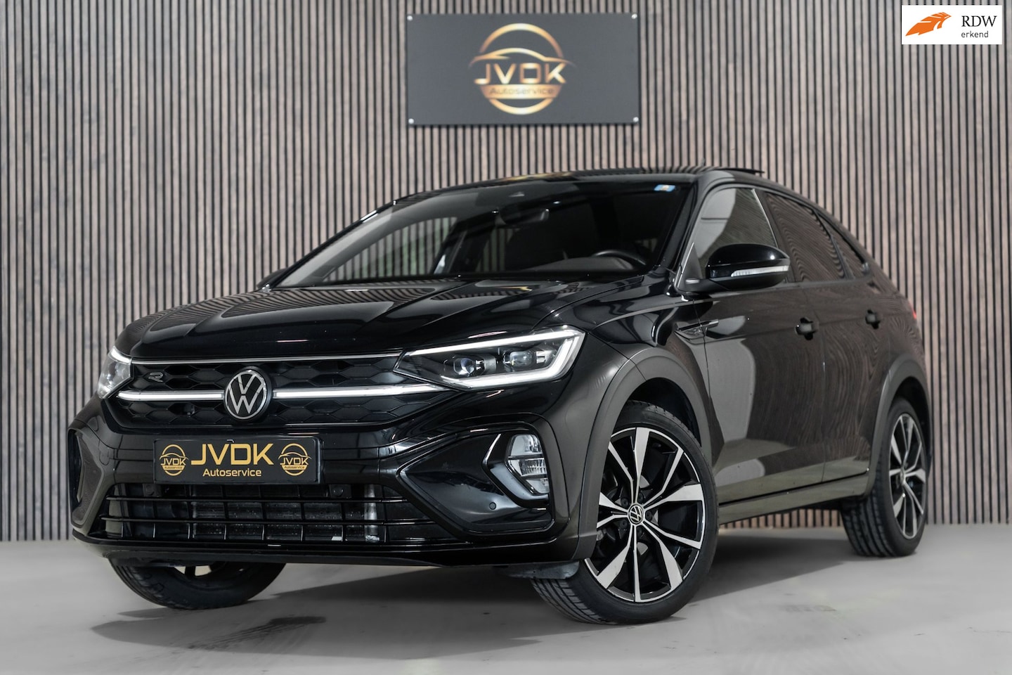 Volkswagen Taigo - 1.5 TSI R-Line DSG PANO IQ CAMARA - AutoWereld.nl