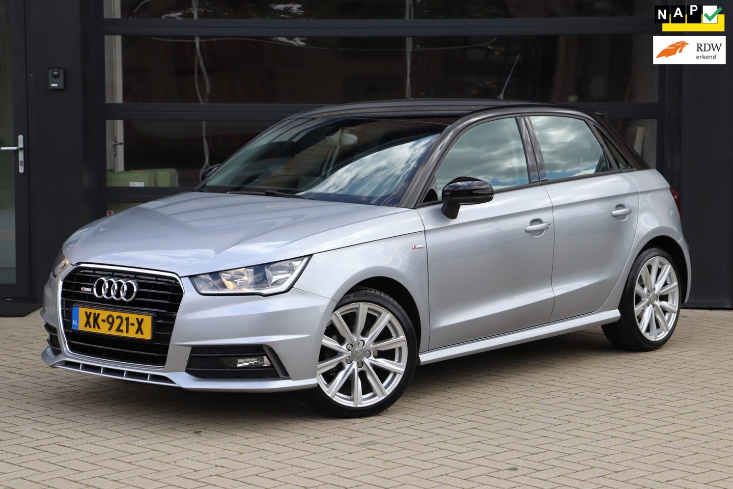 Audi A1 Sportback - 1.0 TFSI Pro Line | NAP | S-Line | Cruise | Clima | Navi | - AutoWereld.nl