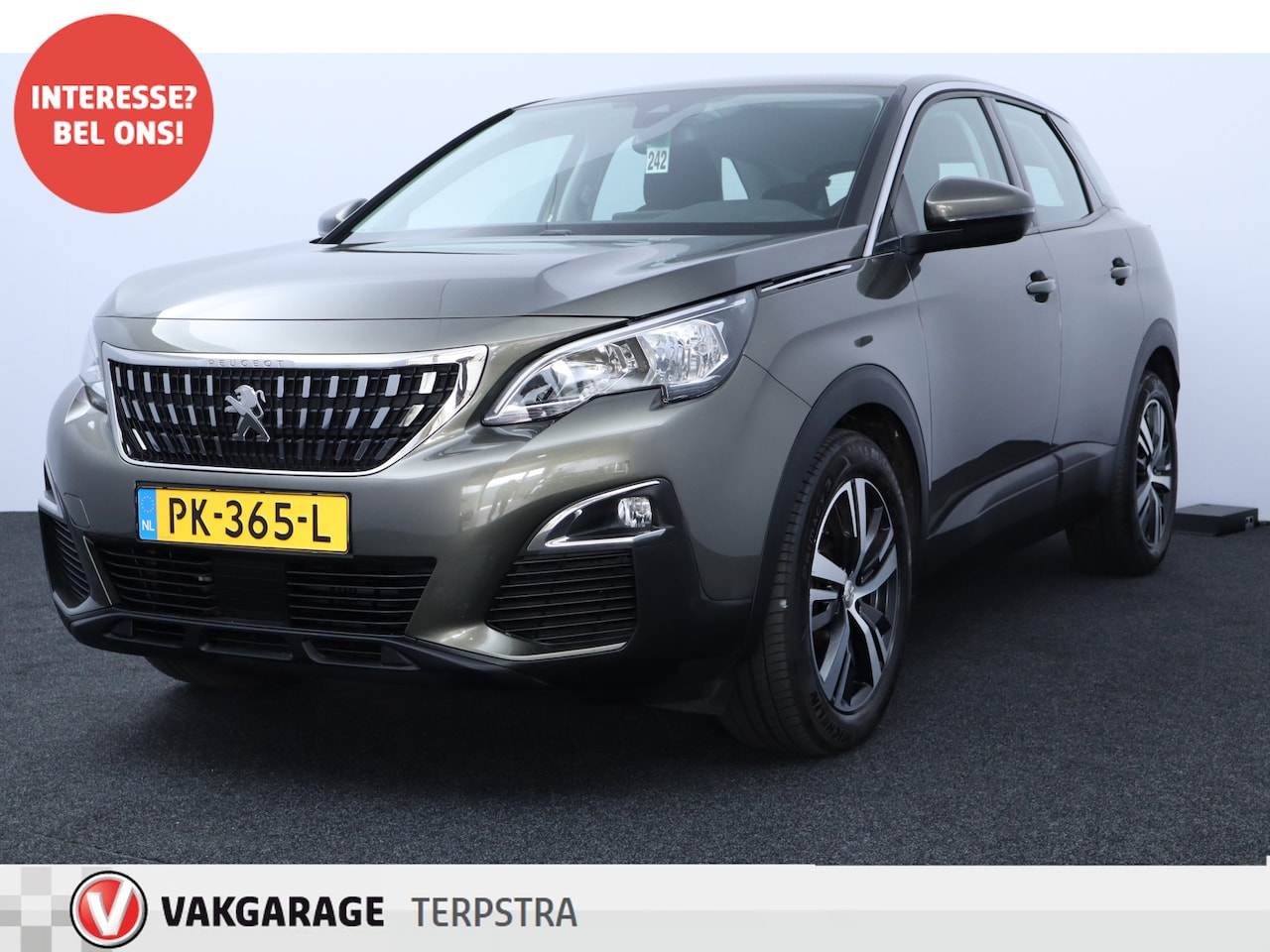 Peugeot 3008 - 1.2 PureTech Blue Lease Executive /D-Riem Verv. 69.000KM! /Trekhaak! /Apple + Android /Lan - AutoWereld.nl
