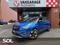 Opel Grandland X - 1.2 Turbo Business Elegance // ELEK. ACHTERKLEP // KEYLESS // FULL LED // CAMERA // NAVI+C