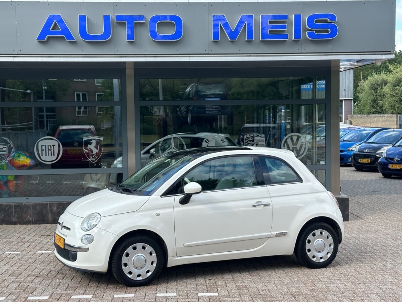 Fiat 500 - 1.2 Lounge Automaat Airco Panorama Telefoon NAP-Autopas - AutoWereld.nl