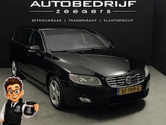 Volvo V70 - 2.0 T5 Kinetic *Automaat*AC*CC*Full Leather