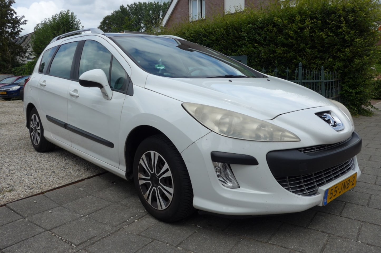 Peugeot 308 SW - 1.6 VTi XS Trekhaak Pano Nwe APK - AutoWereld.nl