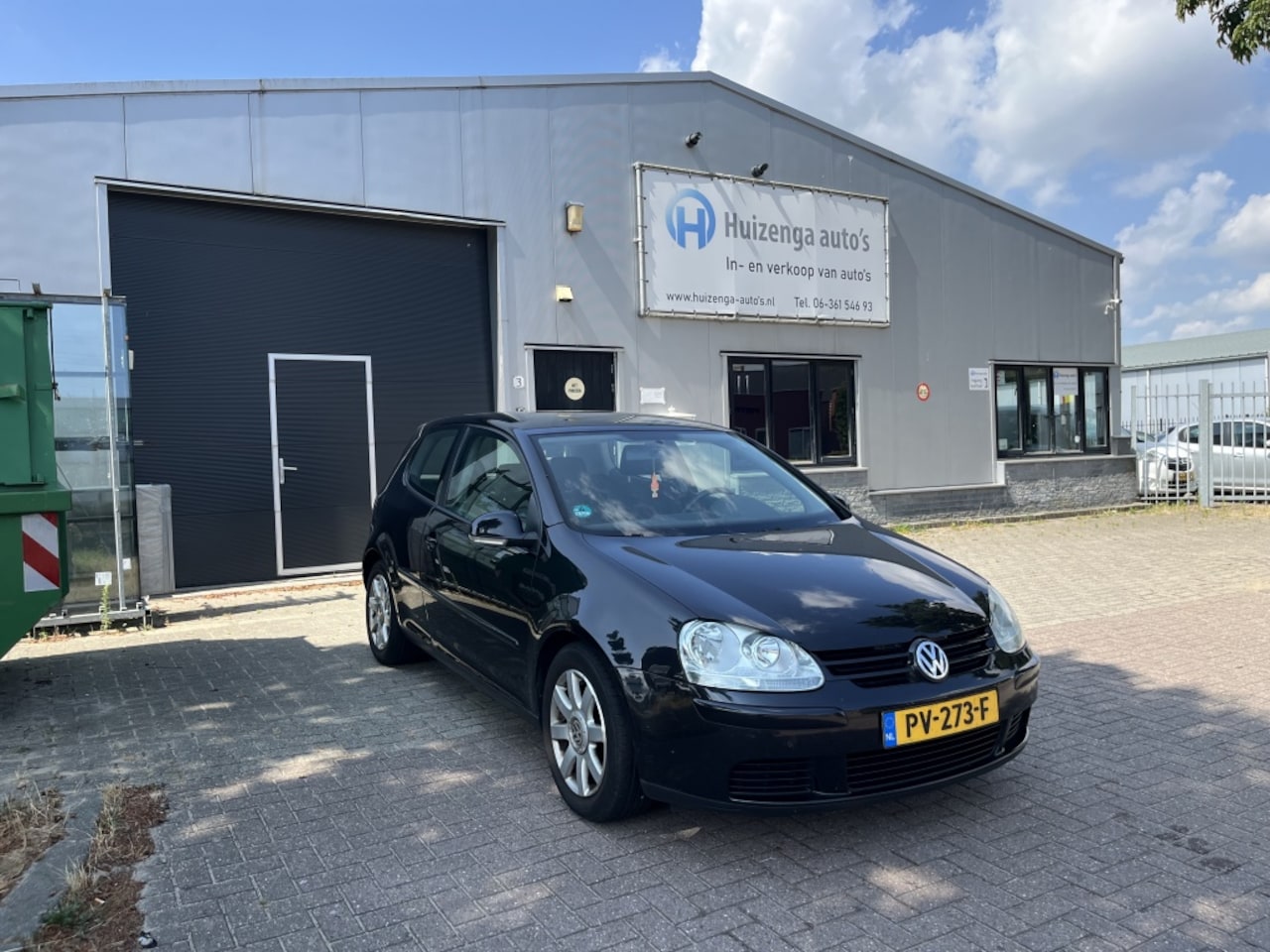 Volkswagen Golf - 1.6 FSI Sportline|3DRS|AIRCO| Met APK! - AutoWereld.nl