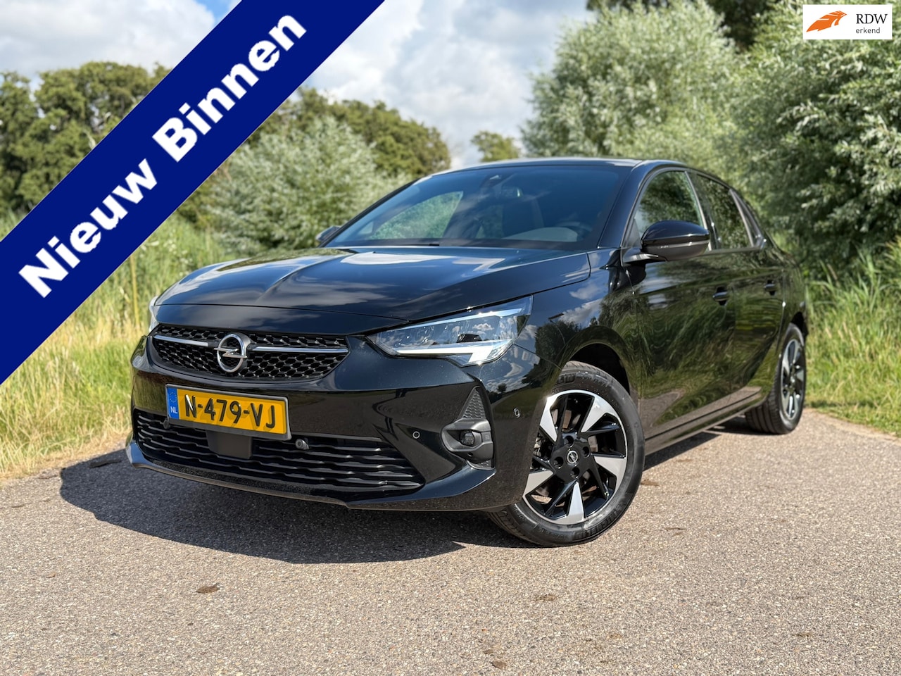 Opel Corsa-e - GS Line 1 fase 50 kWh / Automaat / Navigatie / Panorama dak / Camera / LM Velgen / - AutoWereld.nl