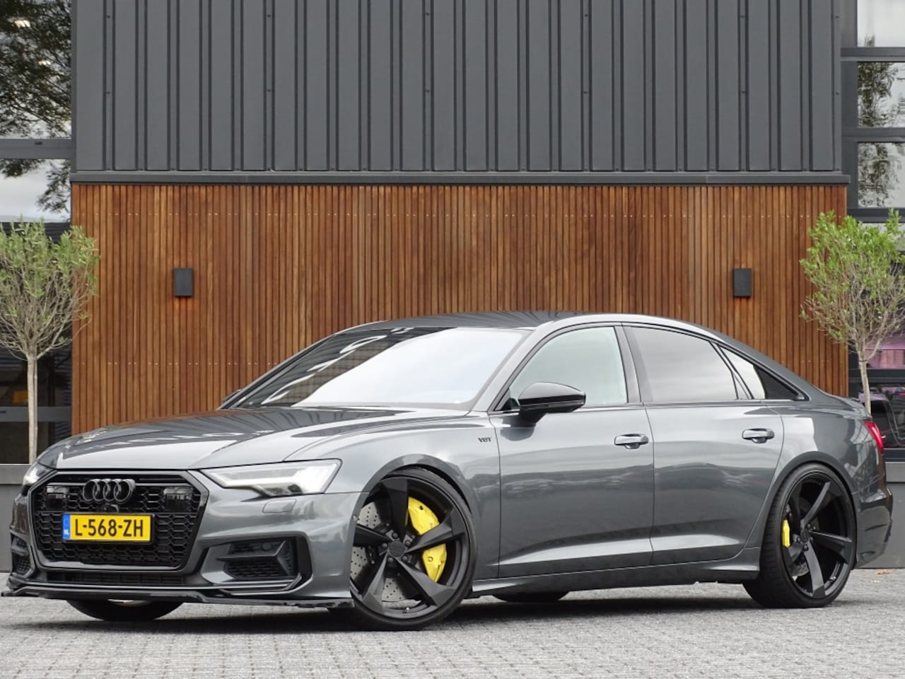 Audi A6 Limousine - 55 TFSI 340PK Quatro / S6 Ed. / B&O / LED / 360° - AutoWereld.nl