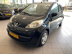 Peugeot 107 - 1.0-12V XR APK 3-27 184 DKM BJ 2006