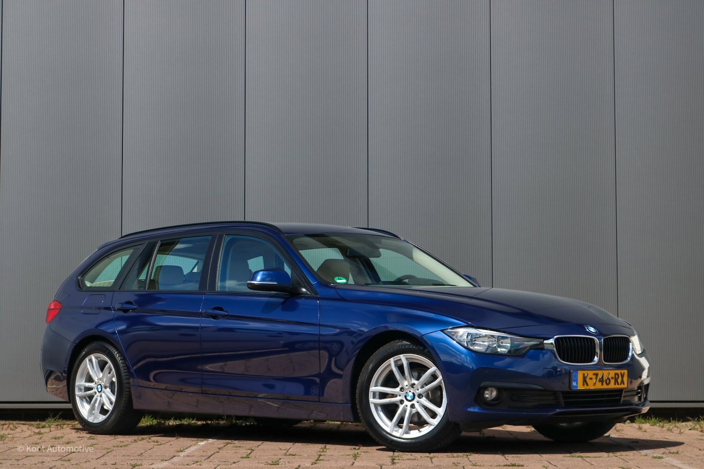 BMW 3-serie Touring - 318d Centennial High Executive | Trekhaak | Leder | Navi | PDC | Cruise | Rijklaar. - AutoWereld.nl