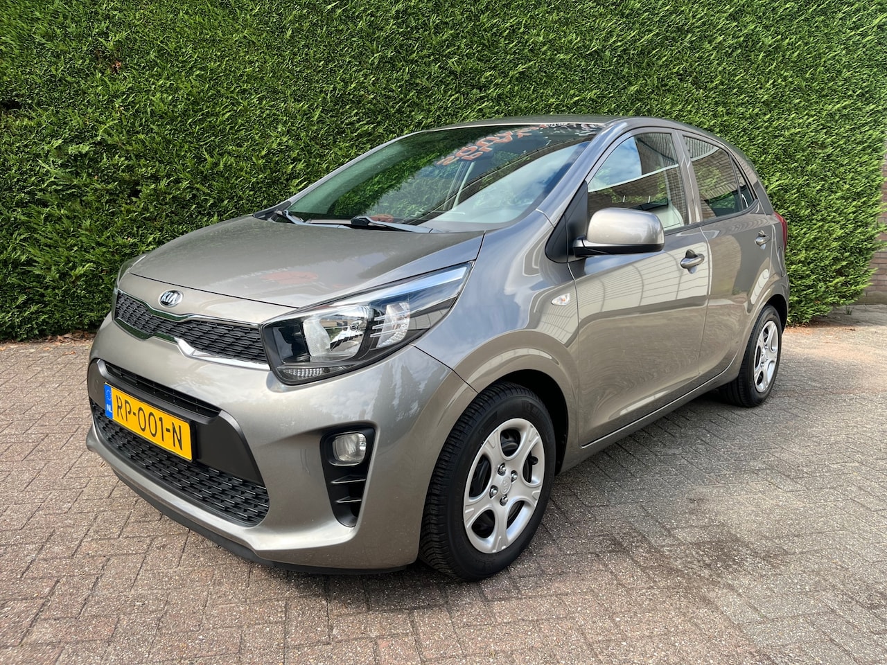 Kia Picanto - 1.0 CVVT ComfortPlusLine Navigator 1.0 CVVT ComfortPlusLine Navigator, Apple-carplay, Navi, Camera, Eerste eigenaar ! - AutoWereld.nl