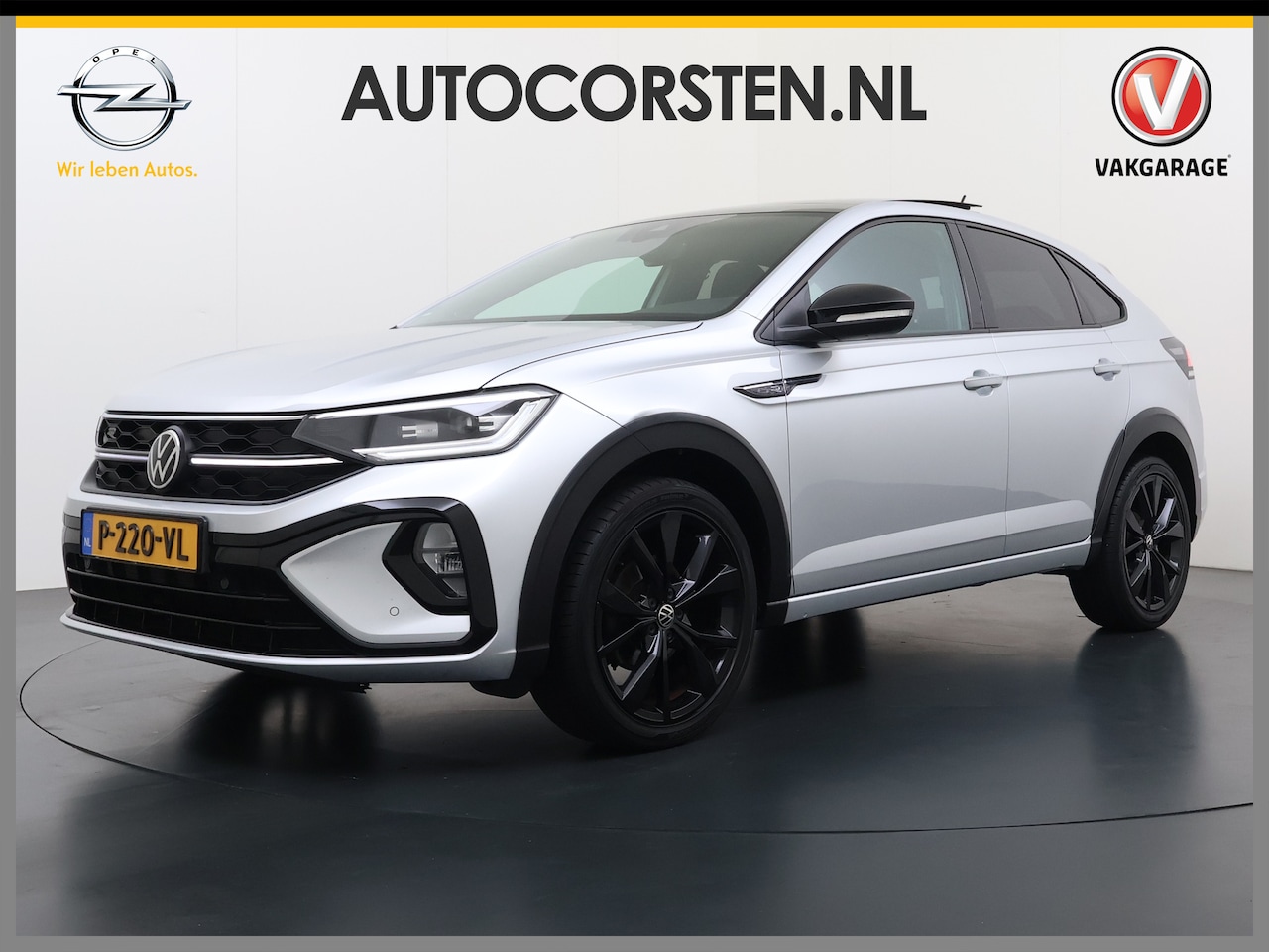 Volkswagen Taigo - 1.0TSI Automaat R-Line Panoramadak Camera Adap.Cruise Trekhaak Stoelverwarming Apple Carpl - AutoWereld.nl