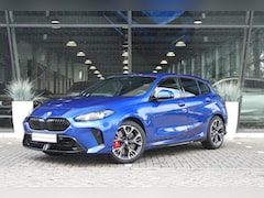 BMW 1-serie - 120 M Sport Automaat / Panoramadak / Adaptieve LED / M Adaptief onderstel / Comfort Access