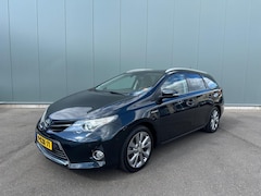 Toyota Auris Touring Sports - 1.8 Hybr. Executive LEDER | TREKHAAK | CAMERA