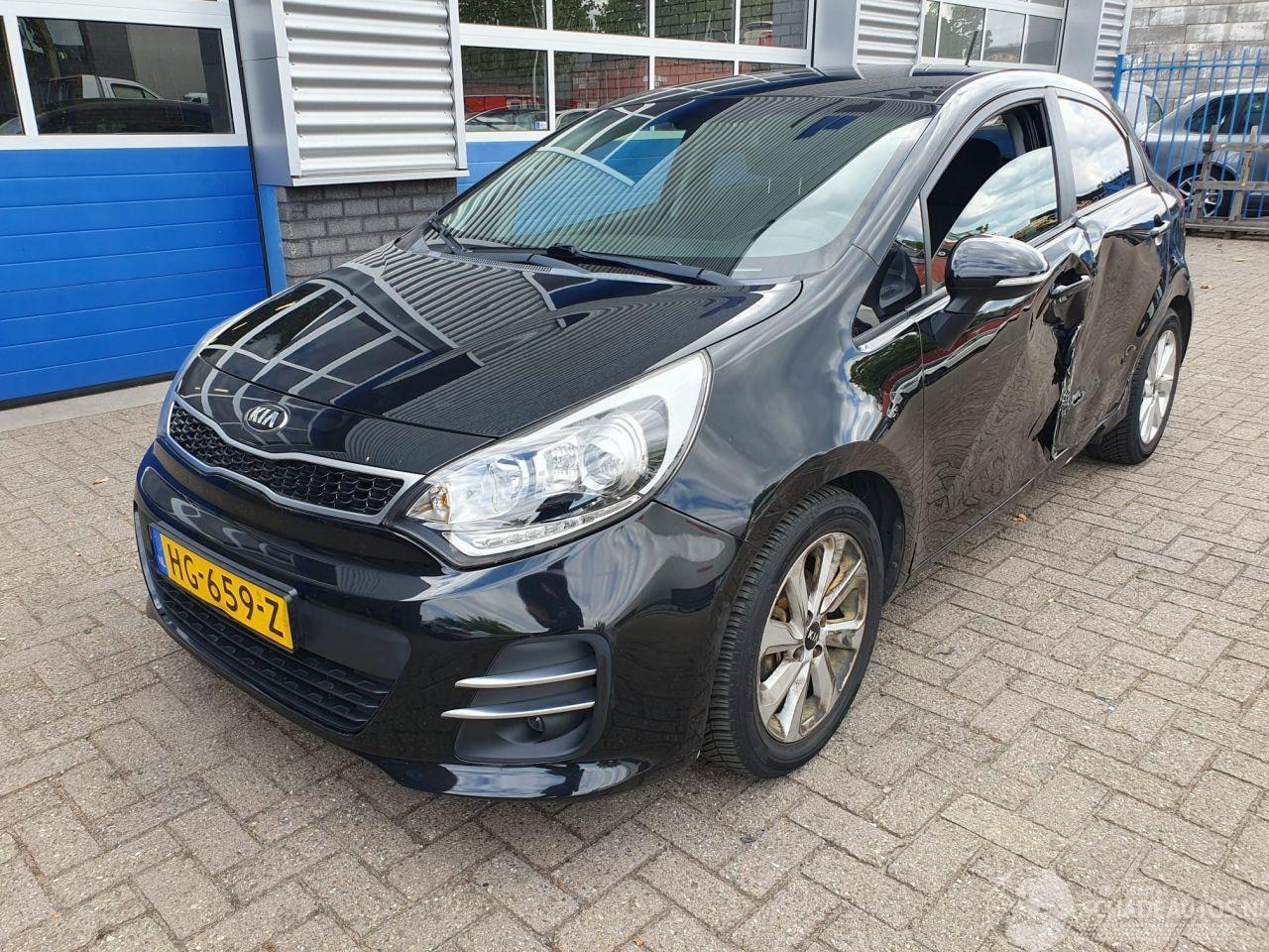 Kia Rio - 1.2 CVVT ExecutiveLine 1.2 CVVT ExecutiveLine - AutoWereld.nl