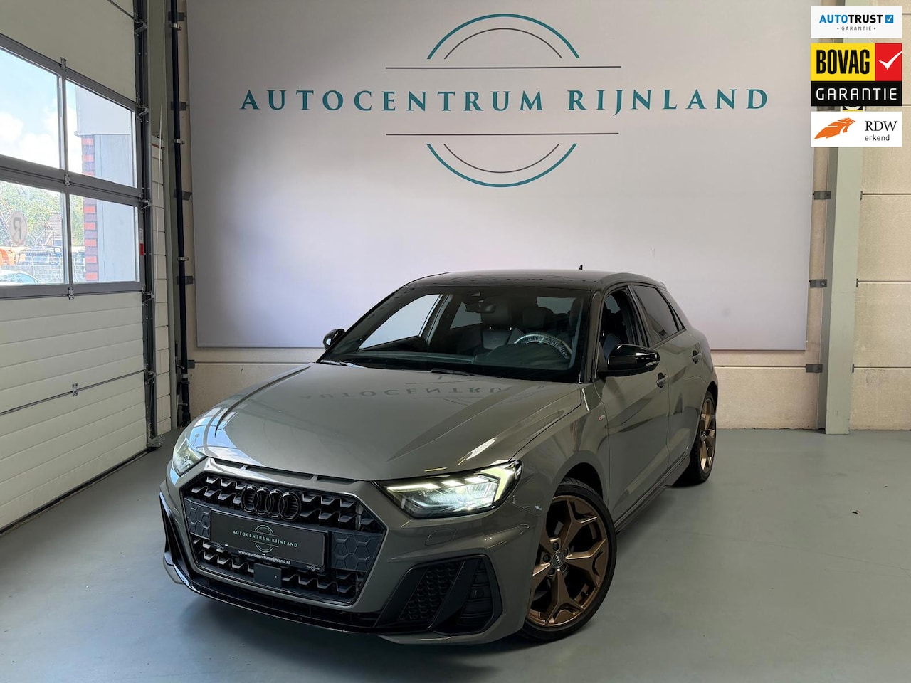 Audi A1 Sportback - 30 TFSI S Line edition one 30 TFSI S Line edition one, Automaat, Carplay, Stoelverwarming - AutoWereld.nl