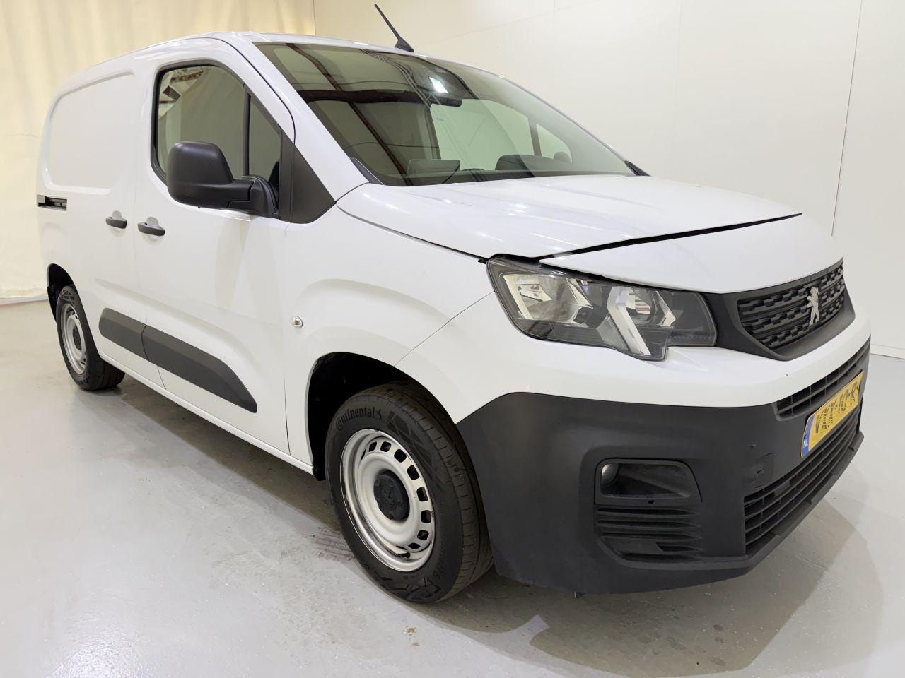 Peugeot Partner - 1.5 Blue HDI 100 Pro - AutoWereld.nl
