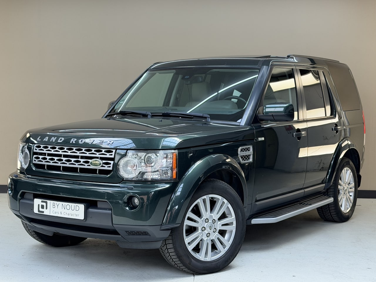 Land Rover Discovery - 3.0 SDV6 SE 3.0 SDV6 SE, 245Pk, 2010, Euro 5, Climate control, Trekhaak, 3500KG trekgewicht, Volledig - AutoWereld.nl