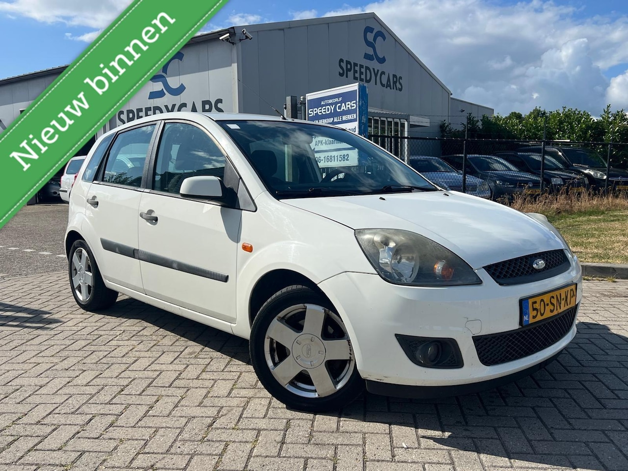 Ford Fiesta - 1.4-16V Ambiente 5DRS Airco Trekhaak - AutoWereld.nl