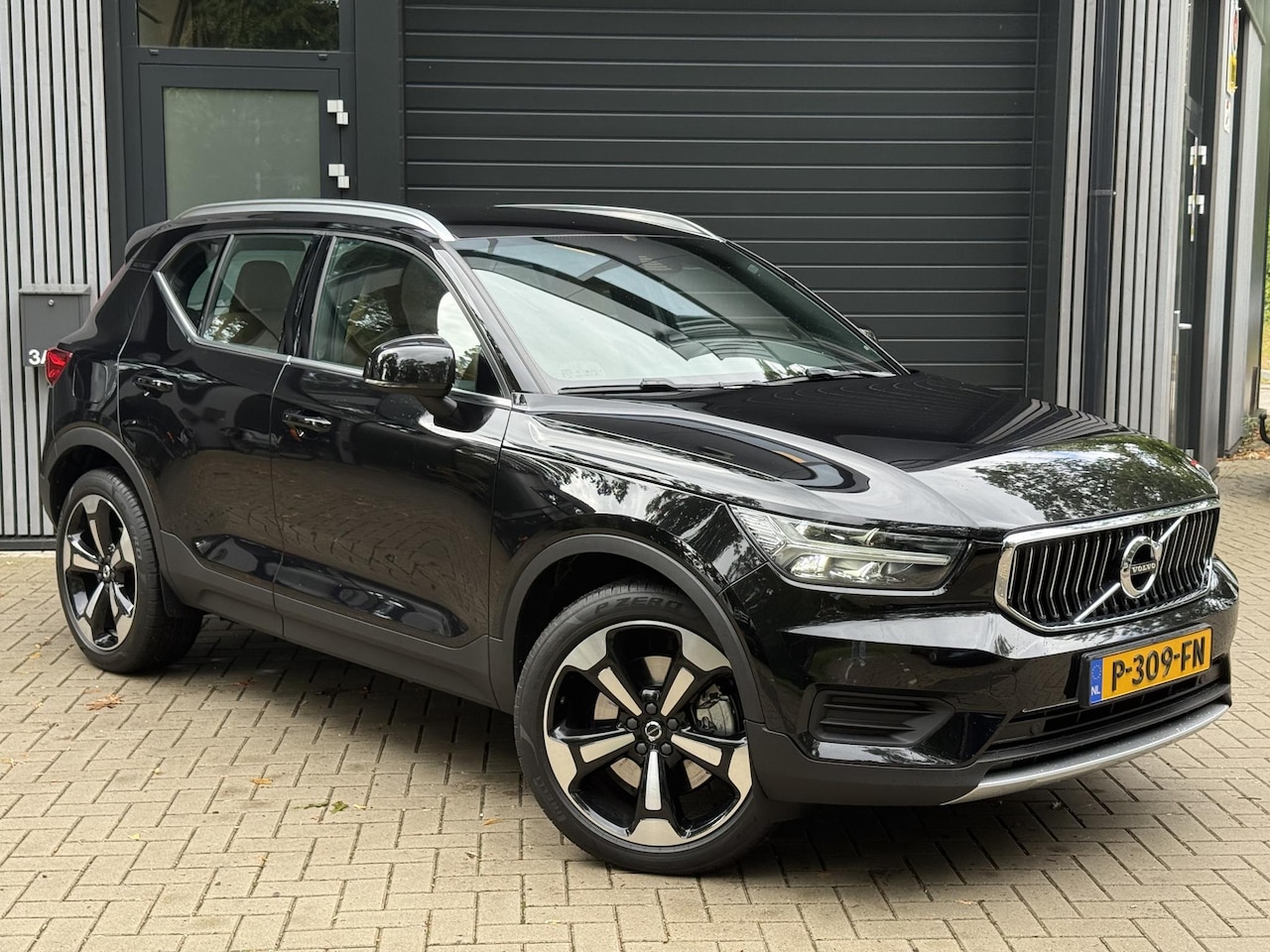 Volvo XC40 - 1.5 T4 Recharge Inscription 1.5 T4 Recharge Inscription - AutoWereld.nl