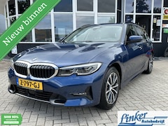 BMW 3-serie Touring - 330e / SoH 93% HARMAN KARDON TREKH CAMERA LM VELGEN